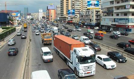 بشأن سير الشاحنات خلال فترة الأعياد.. قرار من وزير الداخلية