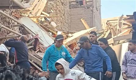 إنهيار مبنى من 5 طوابق في مصر