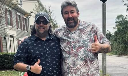 داخل منزله... العثور على "يوتيوبر" شهير ميّتاً