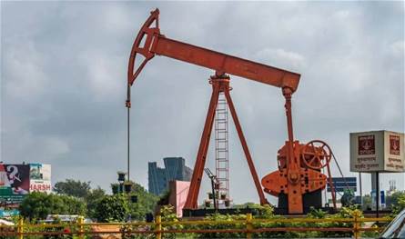 النفط يستقر مع ترقب الأسواق للنفط الفنزويلي وبيانات أميركية قوي