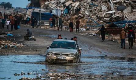 بحثاً عن مقاتلي حماس.. إسرائيل تقصف شرق وجنوب غزة