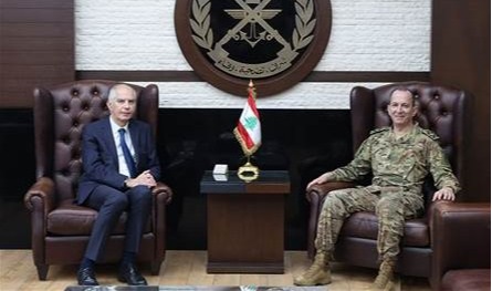 قائد الجيش عرض الاوضاع مع السفير الفرنسيّ