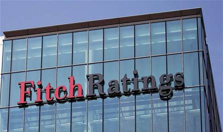 "فيتش" ترفع توقعاتها لنمو الاقتصاد العالمي