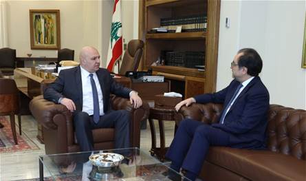 الرئيس عون عرض مع السفير اللبناني في فرنسا تعزيز العلاقات بين البلدين