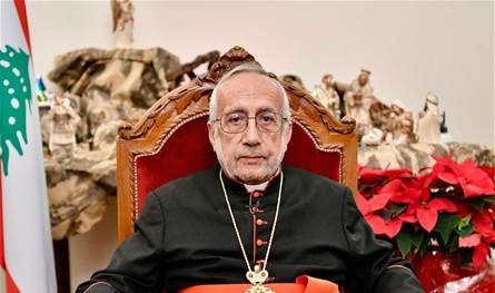 البطريرك ميناسيان في رسالة الميلاد: فلنتذكر زيارة البابا الذي طلب منّا بأن نكون أداة للسلام