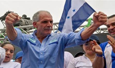من تولّى رئاسة هندوراس بعد أسابيع من الجدل الانتخابي؟