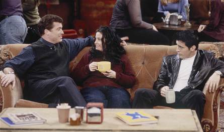 بعد صراع طويل مع مرض السرطان... الموت يُغيّب بطل مسلسل "Friends" الشهير