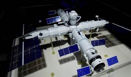 وحدة "زفيزدا" القديمة.. روسيا تستثمرها لإنشاء محطة فضائية مستقلة