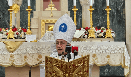 ميناسيان في قداس الميلاد: قول "نعم" للإصلاح هو بداية الخلاص للبنان
