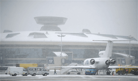 ثلوج موسكو تربك الملاحة.. تأخير أكثر من 50 رحلة