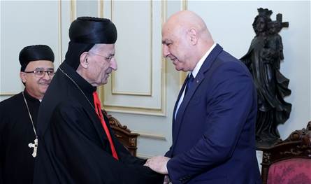 الحكومة تستأنف اليوم درس مشروع قانون "الفجوة المالية".. عون: شبح الحرب بات بعيداً والانتخابات في موعدها