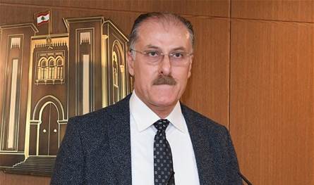 عبدالله: لصياغة تشريعات رادعة ضد الاعتداء على الجهاز الطبي