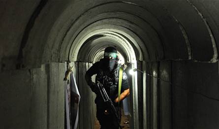 نجحت في إيران وفشلت في غزة... هكذا سقطت إسرائيل استخباريًا