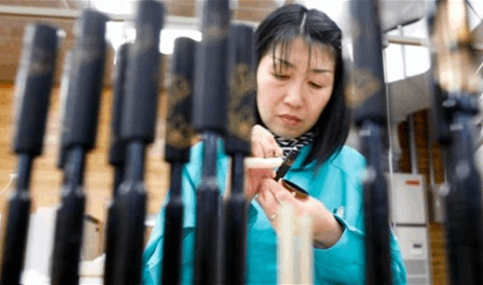 شركة ترفع أسعار الاقلام لأول مرة خلال 40 عاما