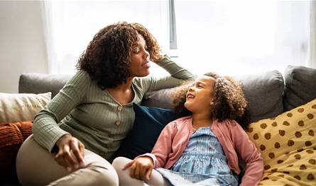 التربية بلا صراخ… قواعد واضحة ونتائج إيجابية