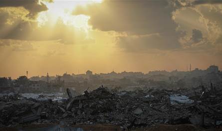 بين ترقّب اجتماع فلوريدا وتصعيد الميدان.. هل تُبصر المرحلة الثانية من اتفاق غزة النور؟