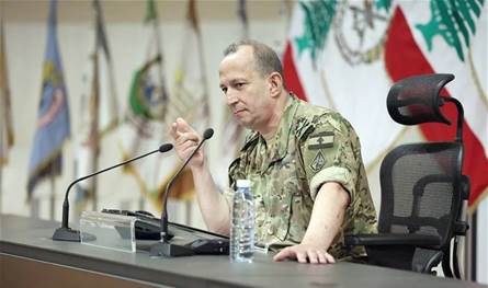 قائد الجيش في رسائل استراتيجيّة :لا تغيير للثوابت مهما كانت الضغوط