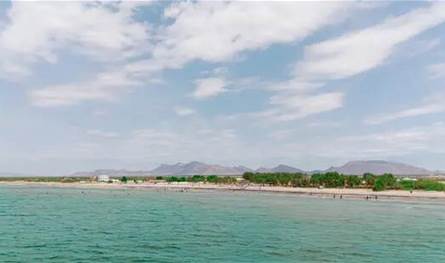 خطة تهجير وموطئ قدم بباب المندب.. ما هي خبايا اعتراف إسرائيل بأرض الصومال؟