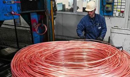 قفزة أسعار النحاس تُشعل سرقات الكابلات وتُربك البنية التحتية