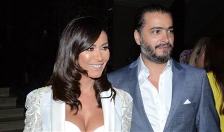 أصبحا شابين يُشبهان والدهما جيسكار ابي نادر.. هكذا احتفل ابنا نادين الراسي بعيد الميلاد (صورة)