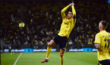 رونالدو يقترب من هدفه التاريخي رقم 1000