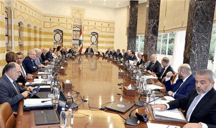 الحملة على الحكومة تتصاعد بعد اقرار مشروع قانون "الفجوة المالية"