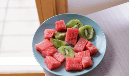 للمصابين بمرض السكري.. هذه الفواكه لا ترفع مستوى السكر في الدم