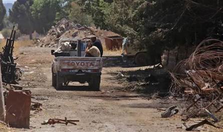 الجيش الإسرائيلي يعتقل 5 شبان من درعا في ريف القنيطرة