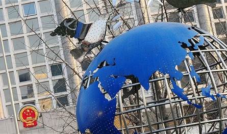 الصين تعاقب 30 فردًا وشركة دفاع أميركية على خلفية صفقات السلاح مع تايوان