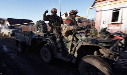 الجيش الروسي يسيطر على ميرنوغراد وغوليايبولي