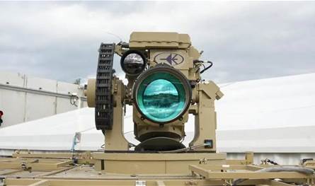 إسرائيل تُدشّن أول منظومة دفاعية بالليزر "آيرون بيم" لتعزيز الحماية الجوية