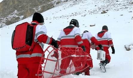 قتلى ومفقودون في إيران بسبب السيول والعواصف الثلجيّة