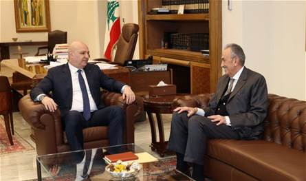 تحرك رئاسي لوضع الدول المعنية بـ"الميكانيزم" أمام مسؤولياتها.. وعون التقى كرم