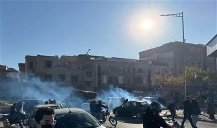 إيران... موجة احتجاجات بعد انخفاض العملة المحلية إلى مستوى قياسي