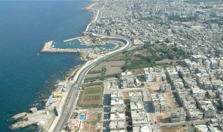 بدء سريان حظر التجول في اللاذقية.. وانتشار كثيف لعناصر الأمن السوريّ