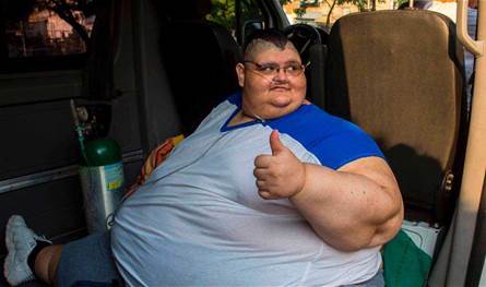 بالصور: وفاة أضخم رجل في العالم عن 41 عامًا