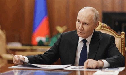 خطاب بوتين في رأس السنة: تهنئة "للعملية العسكرية" ورسائل وحدة