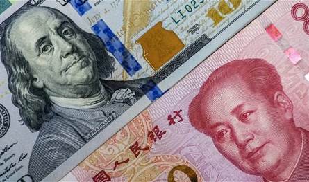 الدولار الأميركي يسجل أكبر انخفاض سنوي منذ ثمانية أعوام