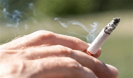 تحذير مهم.. هذا ما يفعله التدخين بالعين