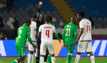 بعد انتقادات علنية للحكّام… كاف يشدد الانضباط في أمم أفريقيا