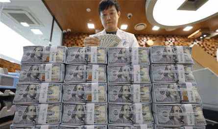 بالأرقام.. تريليونات الدولارات دخلت إلى حسابات الاغنياء عام 2025