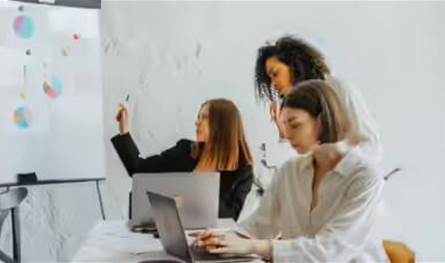  45% من النساء سيكونن عازبات وبدون أطفال بحلول 2030