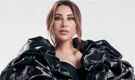 بإطلالة نادرة.. صورة جديدة تنتشر لنجوى كرم برفقة زوجها رجل الأعمال الإماراتي