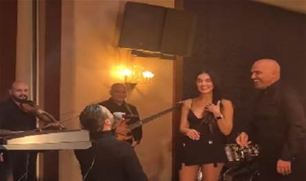 خلال حفل فنان لبنانيّ... فيديو يُوثّق ما حصل على المسرح بين شاب وحبيبته!