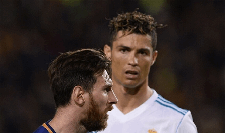 راؤول يحسمها.. "ميسي الأفضل" في صراع الأسطورتين