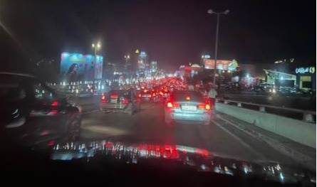 ازدحام سير خانق على أوتوستراد النقاش – الضبية (صور) 