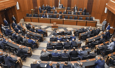 إضرابات عمّالية شاملة مرتقبة والبداية مُنتصف الشهر.. مجلس النواب يتجه لرد مشروع "الفجوة المالية"