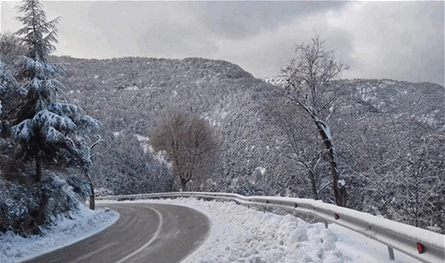 صباح اليوم.. هذه الطرقات مقطوعة بسبب تراكم الثلوج