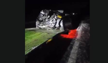 تحطمت بالكامل.. شقيق إعلامية لبنانية ينجو من حادث سير مروع وهذا وضعه (صور)