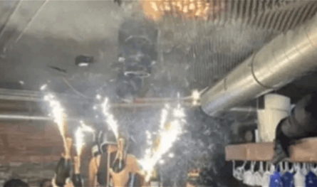 صور توثّق.. هكذا اشتعل حريق الحانة السويسرية خلال ثوان